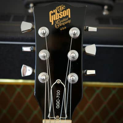 1982 Gibson GGC-700 Dirty Fingers Electric Guitar image 4