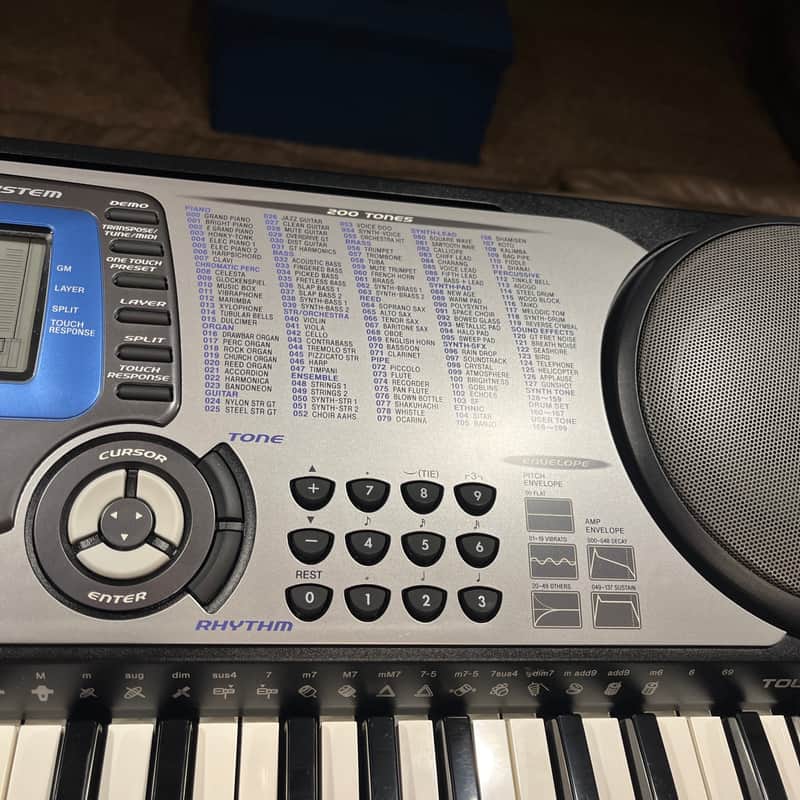 CASIO CTK-651 61 KEY SYNTHESIZER 32 SYNTH TONES MULTI TIMBRAL MIDI