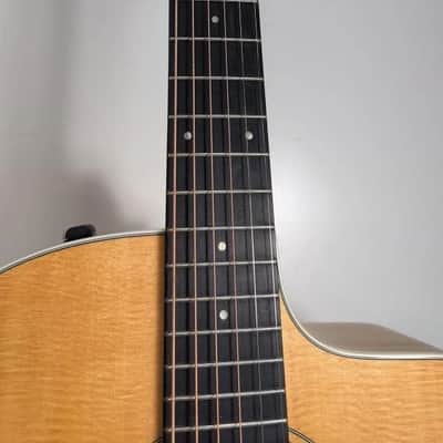 Taylor 214ce-N 2021 - Natural image 7