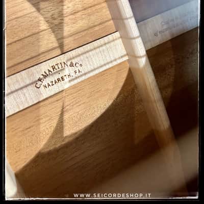 Martin Standard Series 000-17 image 10