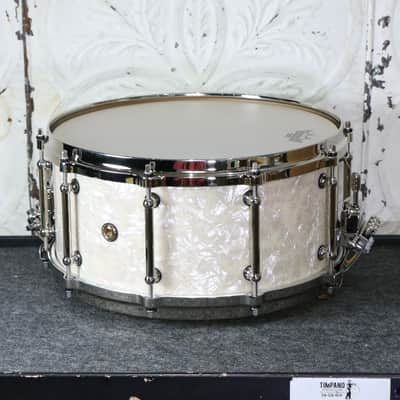 Pearl Philharmonic 8-ply Maple Concert Snare Drum 14X6.5in image 2