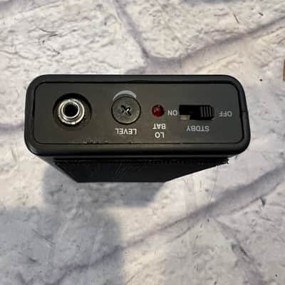 Nady DKW-1 VHF Wireless System w/ Power Supply image 4