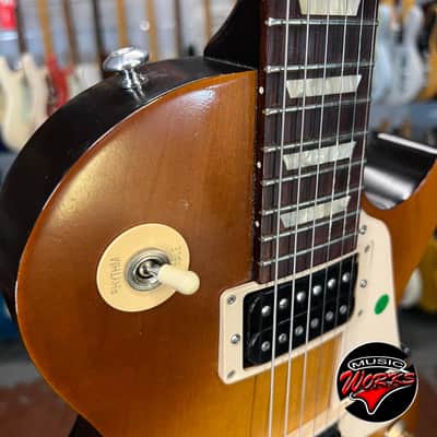 Gibson   Les Paul Studio Faded Honey Burst image 5