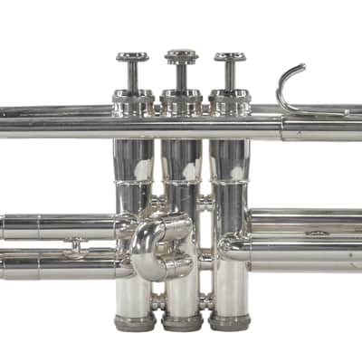 Getzen 300 Series Bb Trumpet Silver-Plated image 3