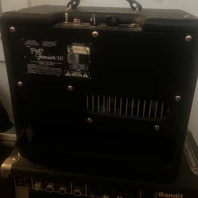 Fender Pro Junior III 15-Watt 1x10" Guitar Combo 2010 - 2016 - Black image 2