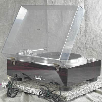 DENON DP-59L Direct Drive Auto-Lift Turntable in Good condition image 3