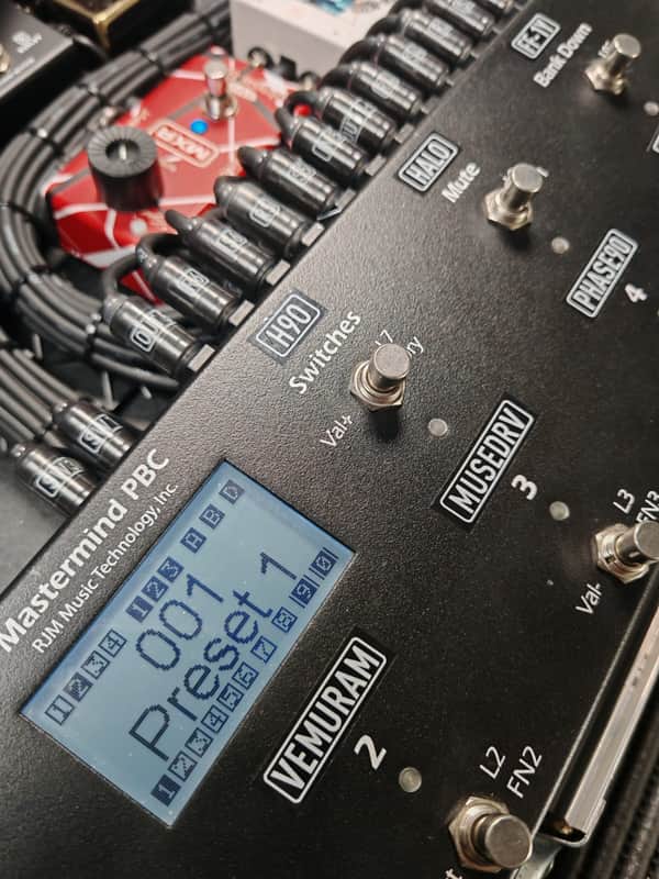 RJM Mastermind PBC 10 MIDI controller Looper Switcher image 1