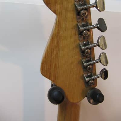 Arnold Hoyer Fold-axe Travel guitar 1960's - Red image 5