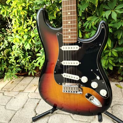 Fender American Series 3-Tone Sunburst FSR Stratocaster Strat Stevie Ray Vaughan 2003 image 8