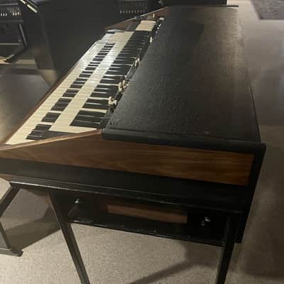 Immagine Hammond RT2 Series w/ Trek II Option ( Series 3 w/ Percussion ) Bench, Anvil case - 4