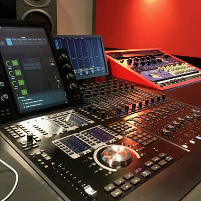 Avid S6 M40 Console 32Chnl Fader-, Knob- and Process Module incl. Zaor custom Desk image 8