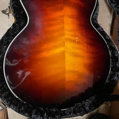 Eastman AR803CE-16 Uptown Archtop 2010s - Sunburst image 10