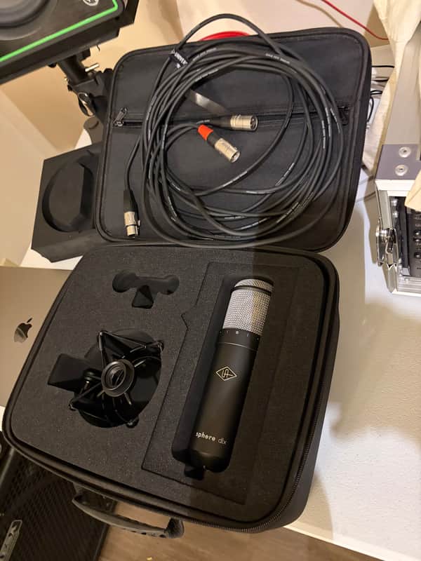 Universal Audio Sphere DLX Large Diaphragm Modeling Microphone 2023 - Present - Black 2023 - Black image 1