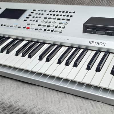Ketron SD1 - 76Key + HD + Floppy ✅ Professional Arranger Keyboard ✅ 76-Key Performance Keyboard ✅ Live Stage Workstation ✅ Cleaned & Fully Checked ✅ Worldwide Shipping image 5