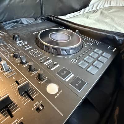Denon SC LIVE 4 Standalone 4-Deck DJ System w Case image 4