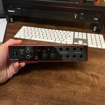 Focusrite Scarlett 8i6 3rd Gen USB Audio Interface 2019 - Present - Red / Black image 5