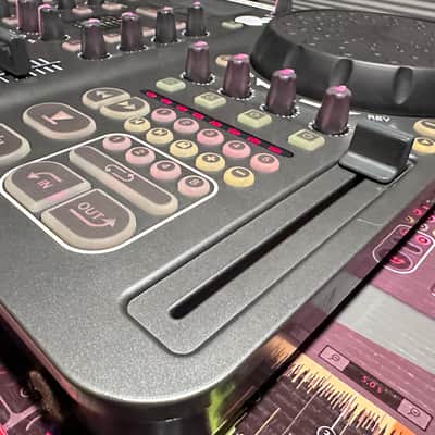 M-Audio Xponent 2000's - Dark Grey image 3
