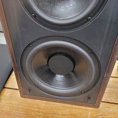 Polk Monitor Seiers 5 bookshelf speakers 1980s - Walnut image 11