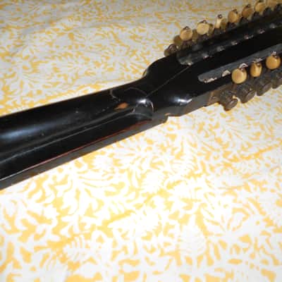 Bandolon = Plus-Size Mandola Variant image 7