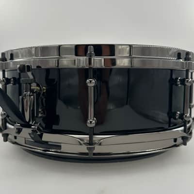 Montineri Custom 5"x14" "Murder Black" 10-Ply Jasper Maple Snare image 5