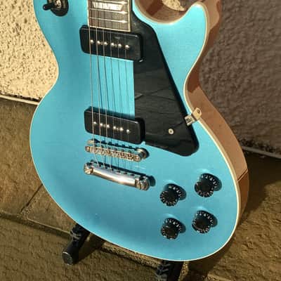 Gibson Les Paul Classic 2018 - Pelham Blue image 4