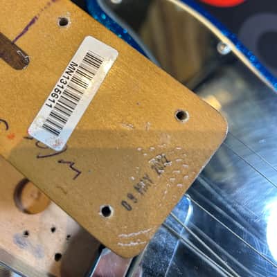 Fender J. Mascis Telecaster 2022 - Blue Sparkle image 5