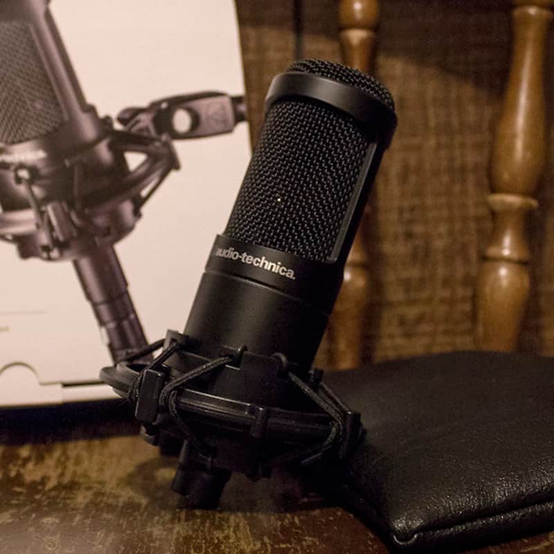 Audio-Technica AT2035 Large Diaphragm Cardioid Condenser Microphone Bild 2