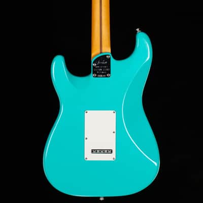 Fender American Ultra Luxe Vintage '60s Stratocaster HSS Rosewood Fingerboard Sea Foam Green (844) image 4