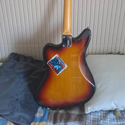 Fender Jaguar JG66-85 Crafted in Japan 1997-2000 - Sunburst image 8