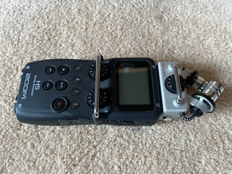 Zoom H5 Handy Recorder 2010s - Black image 1