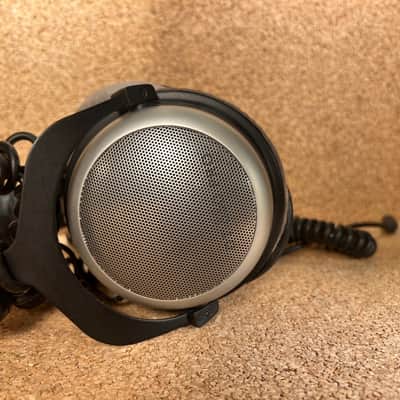 Beyerdynamic DT-880 Pro Studio Headphones – Warranty image 2