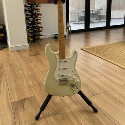 Fender Stratocaster 1969 (custom shop) - Blonde image 1