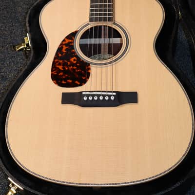 Larrivee OM-40R Left-Handed Spruce Top Rosewood Back & Sides Acoustic Guitar with case NEW Lefty image 4