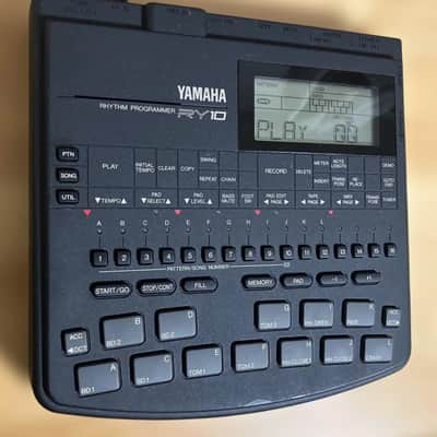 Yamaha RY10 1992 Black Rhythm Programmer Drum Machine image 3