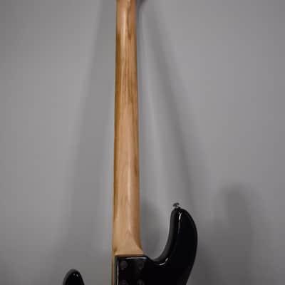 2000 G&L Tribute L-2000 Sunburst Finish Bass Guitar w/OHSC image 19