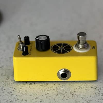 ISET Lemonade Compressor Pedal – Yellow "Full Pint / Half Pint" Edition – Tested & Working image 3