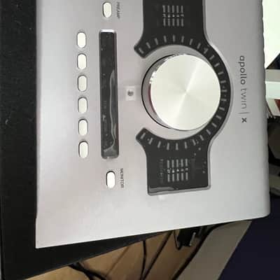 Universal Audio Apollo Twin X Duo Gen 2 Thunderbolt Audio Interface 2024 - Present - Silver image 6