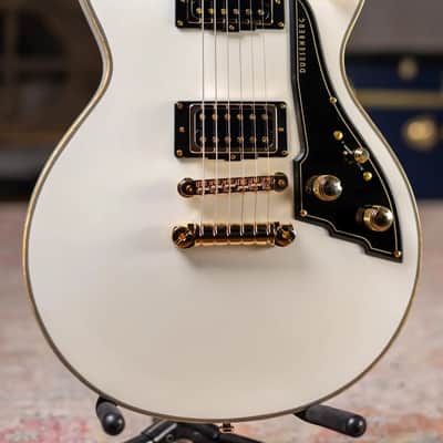 Duesenberg Fantom A Electric Guitar - Aged White with Hardshell Case - Demo image 3