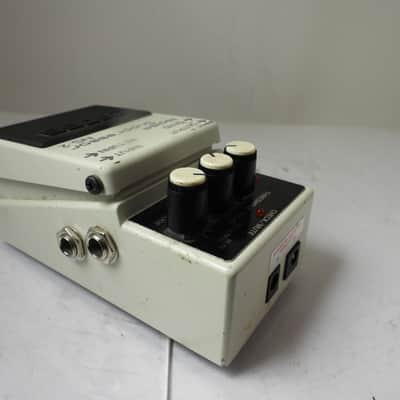 Boss NS-2 Noise Suppressor Noise Gate Effects Pedal Free USA Shipping US Seller image 3