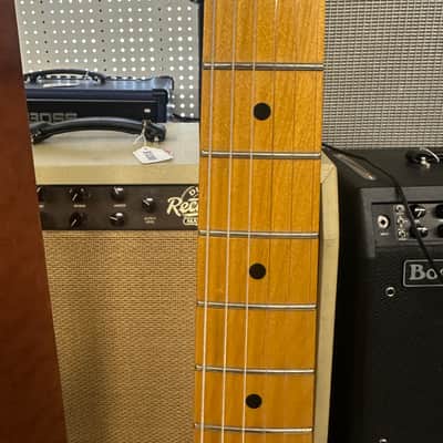Fender JV Modified '50s Stratocaster HSS 2022 - 2024 - 2-Tone Sunburst image 6