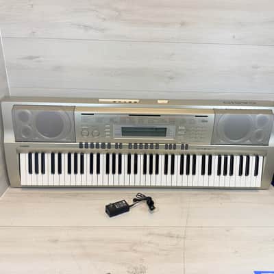 Casio WK-200 76-Key Portable Keyboard USB MIDI Educational Arranger Keyboard with Power Supply 2009-2012 image 1