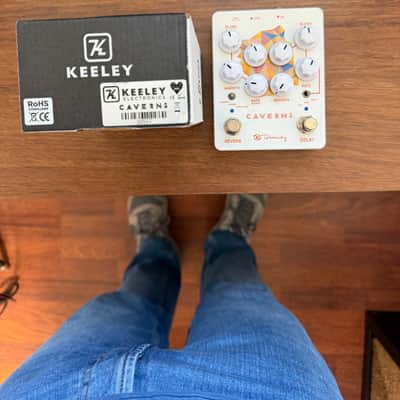 Keeley Caverns Reverb / Delay V2 2017 - Present - White image 2