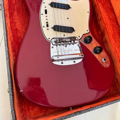 fender mustang 1966 100% original dakota red with original case image 2