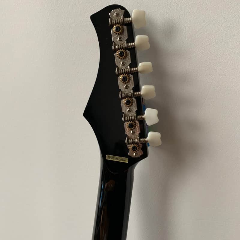 Synsonics Terminator Black Electric Guitar With Built In Speaker