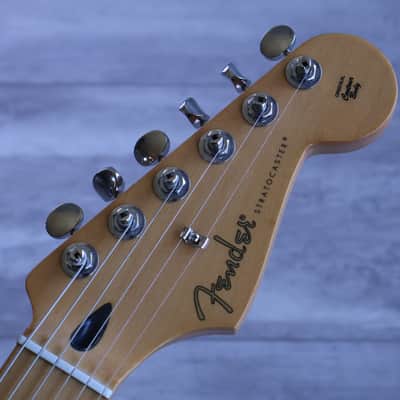 2024 Fender Player II Stratocaster (Aquatone Blue) image 2