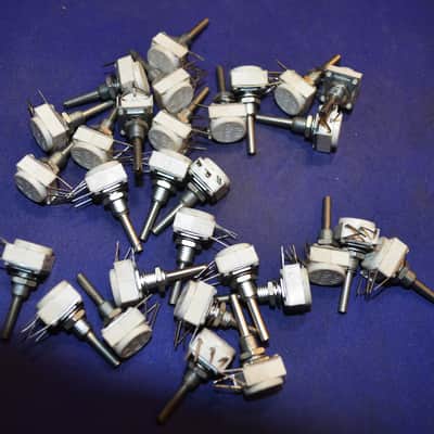 S Fernice Neve pots . Made by S Fernice 100K Linear type 79d 70s? image 2