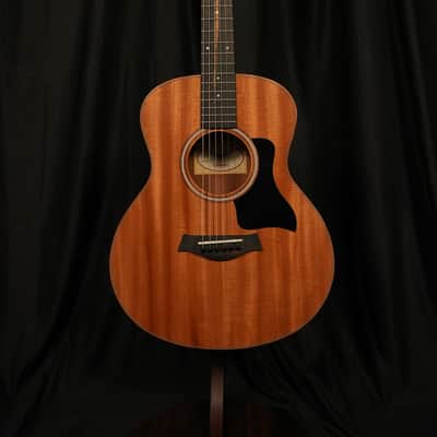 Taylor GS Mini-e Mahogany Present - Natural image 3