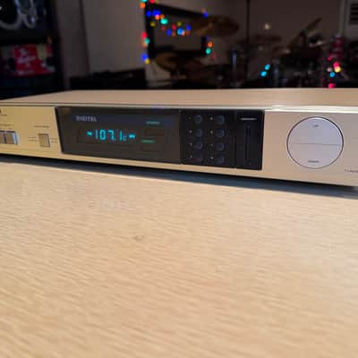 GOLD Marantz ST440 AM/FM Stereo Synthesised Tuner Digital Display Serviced RARE! image 4