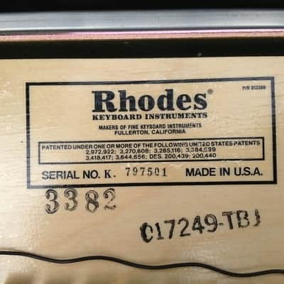 Vintage Fender Rhodes suitcase electric piano 73 mkII Black image 13