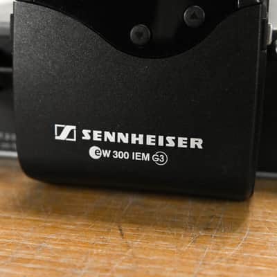 Sennheiser ew 300 IEM G3 Wireless In-Ear Monitoring System - 516-558 MHz CG0118E image 7